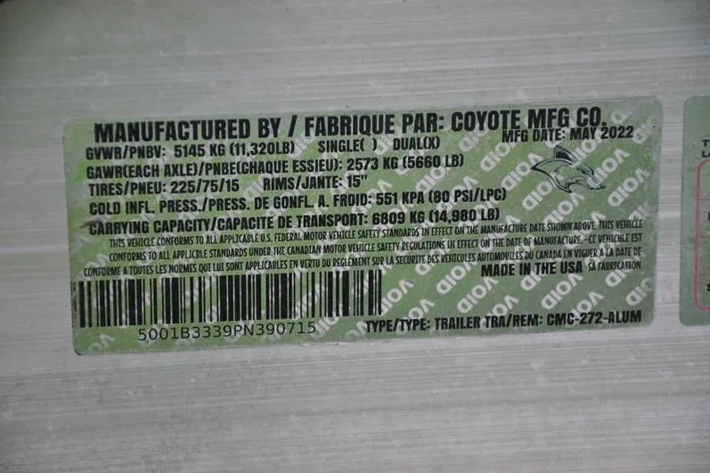 Slide: The Image of 2023 Robalo R272 Center Console label, manufactured by Coyote MFG Co, May 2022. - 38