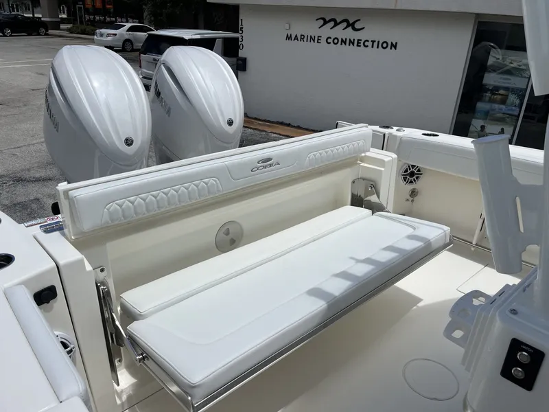 Slide: The Image of Cobia 265 Center Console 2026 - 39