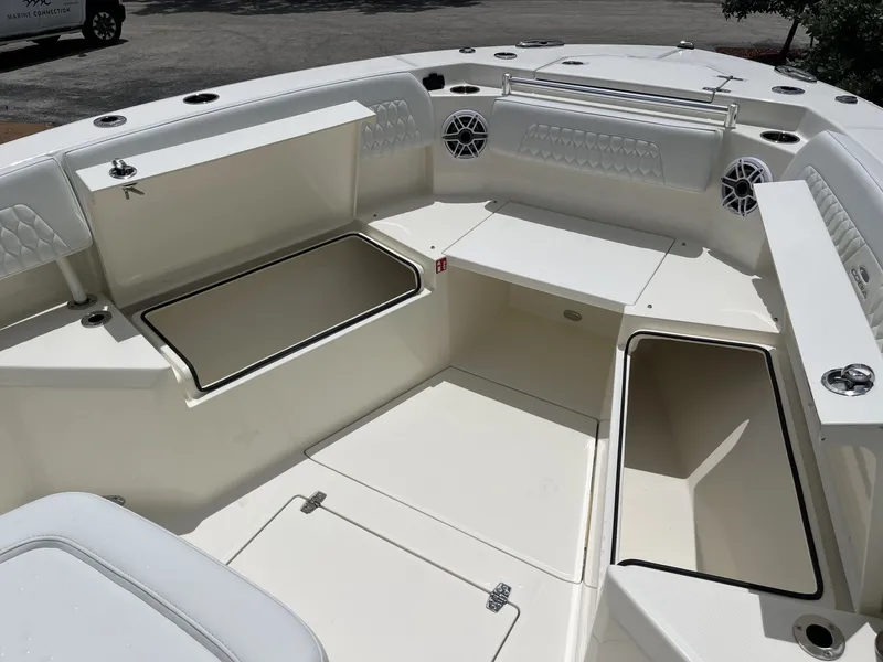 Slide: The Image of Cobia 265 Center Console 2026 - 20