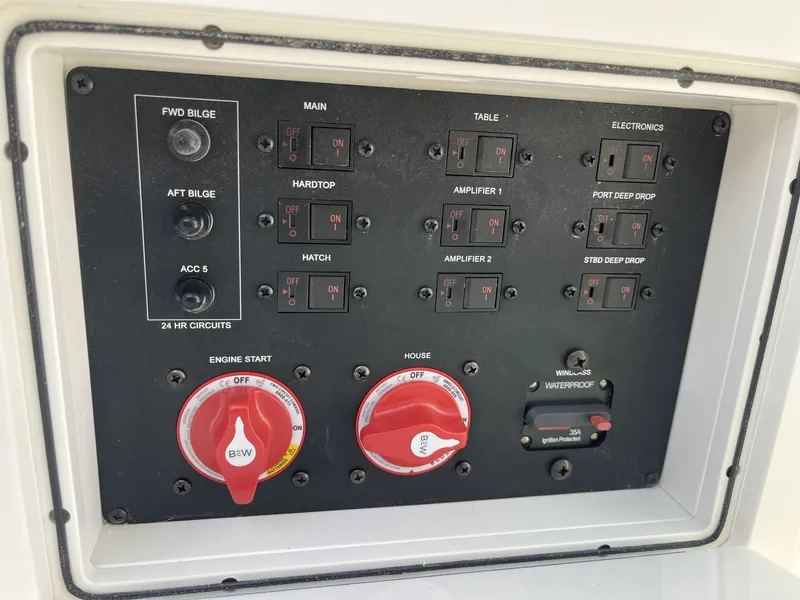 Slide: The Image of Cobia 265 Center Console 2026 - 32