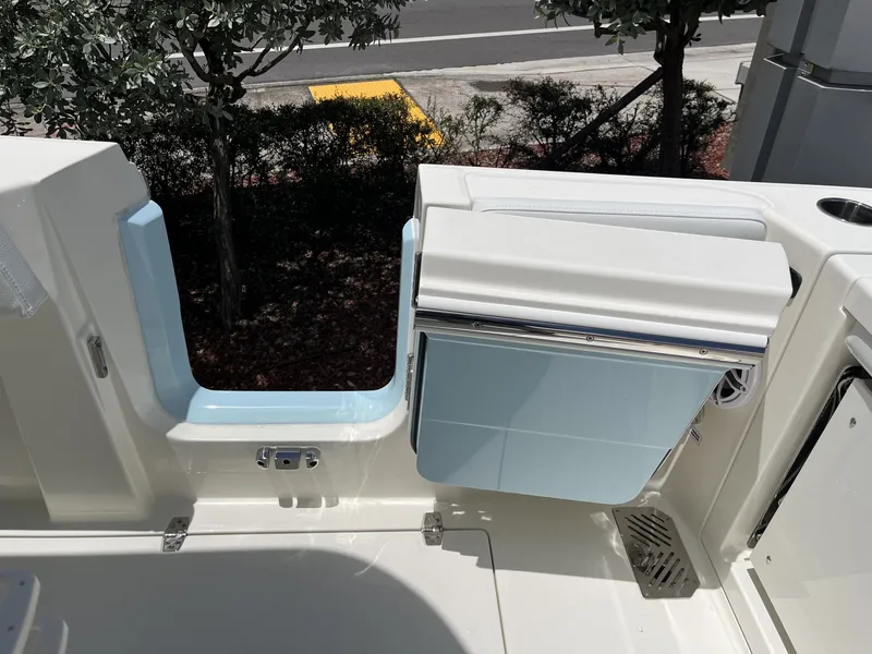 Slide: The Image of Cobia 265 Center Console 2026 - 36