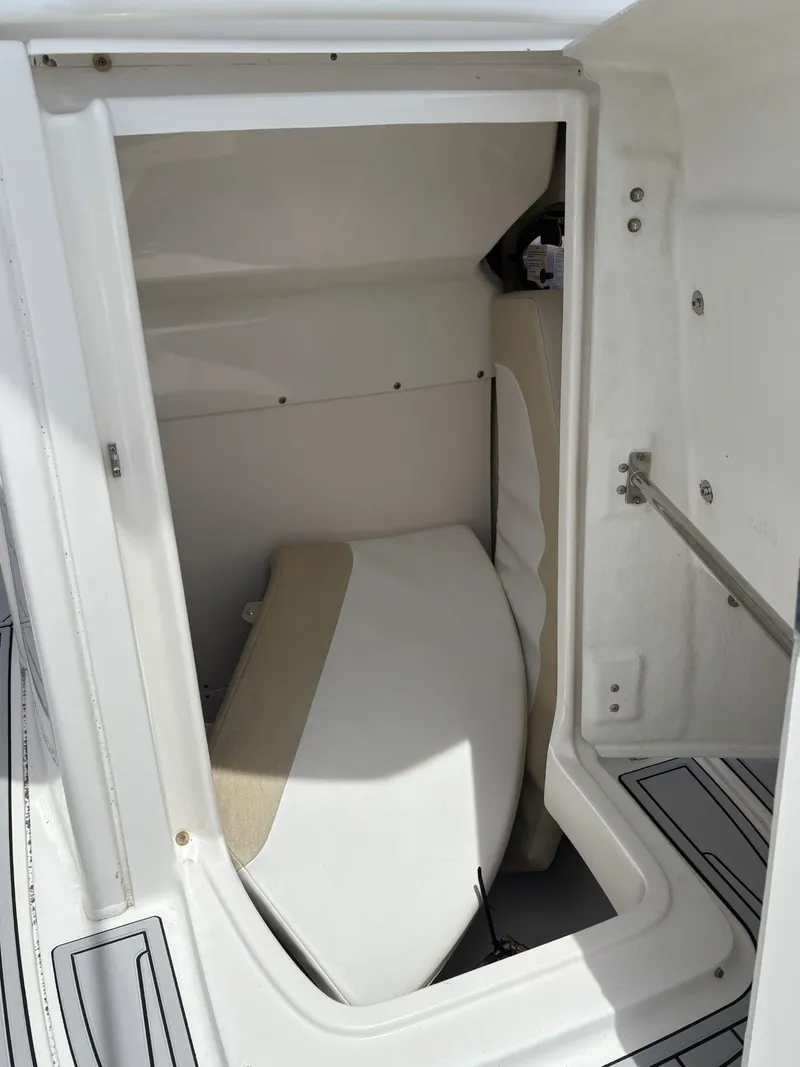 Slide: The Image of Robalo 240 Center Console 2015 - 16