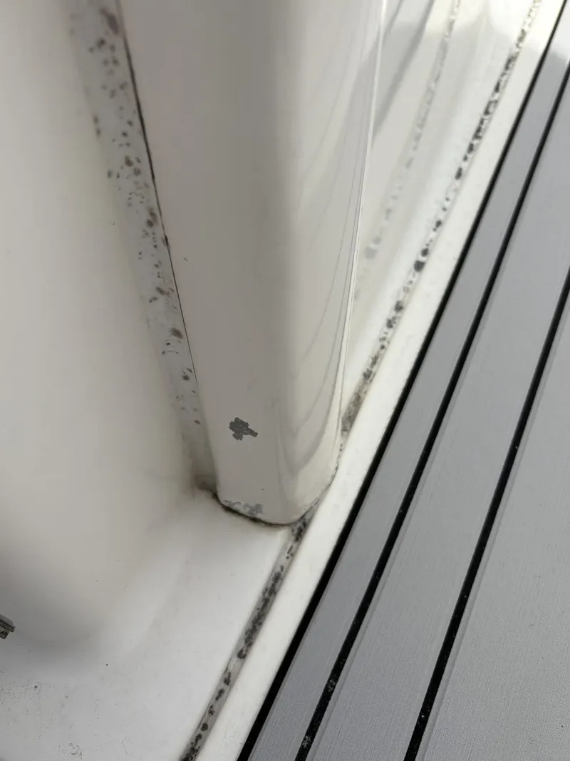 Slide: The Image of Robalo 240 Center Console 2015 - 24