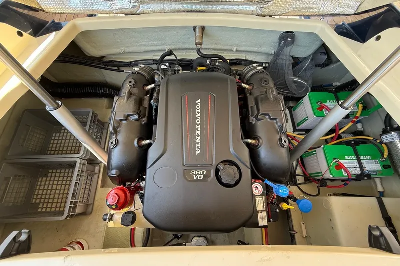 Slide: The Image of Engine compartment of 2019 Chris-Craft Corsair 27 with Volvo Penta 380 V8 engine. - 17