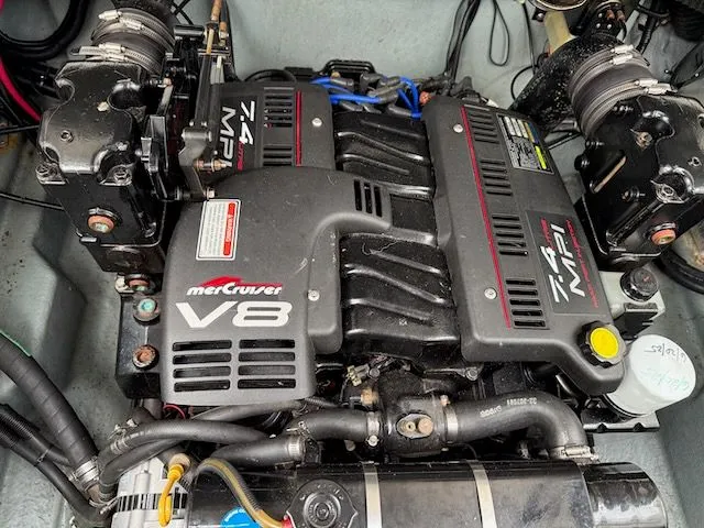 Slide: The Image of Sea Ray 270 Sundancer 1998 - 19