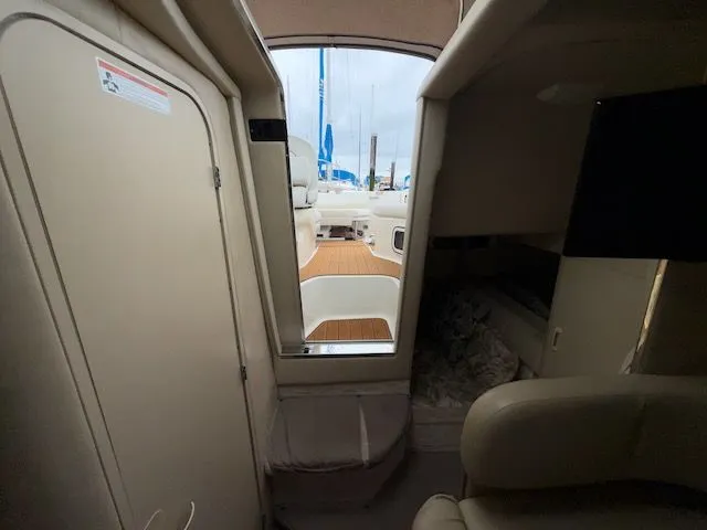 Slide: The Image of Sea Ray 270 Sundancer 1998 - 25