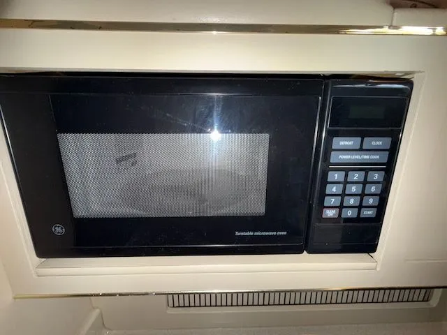 Slide: The Image of Sea Ray 270 Sundancer 1998 - 32