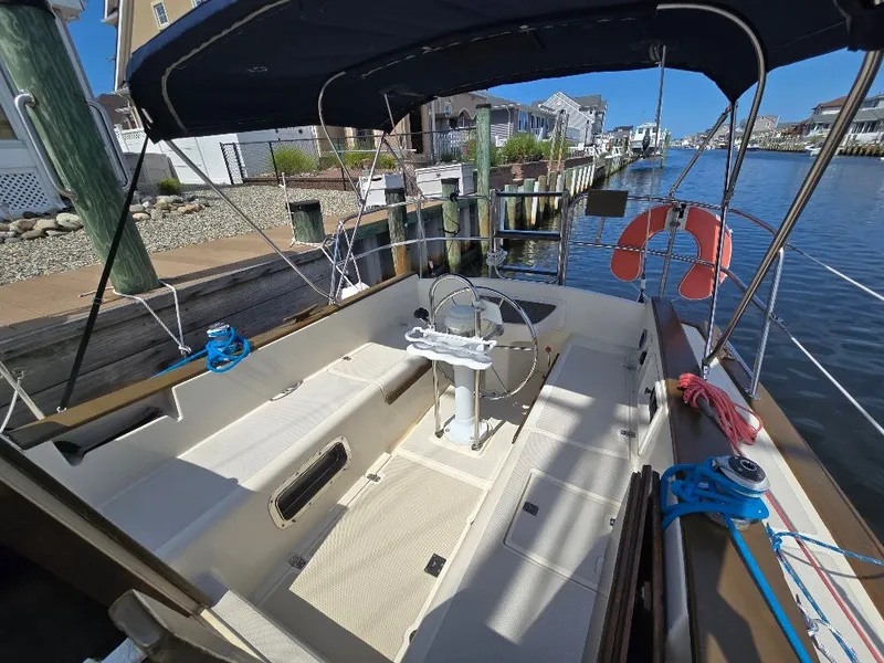 Slide: The Image of Island Packet 27 1989 - 17