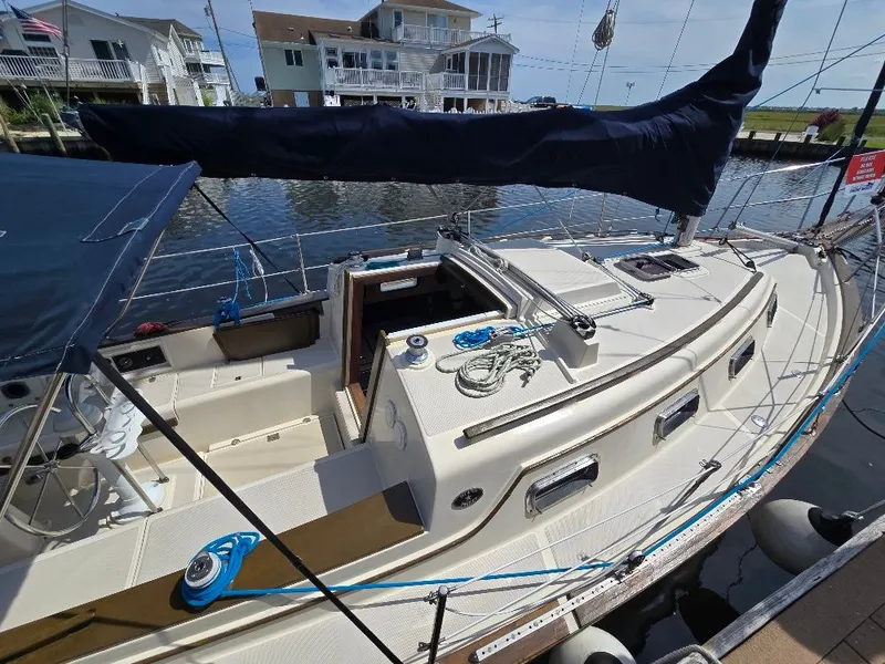 Slide: The Image of Island Packet IP27 1989 - 2