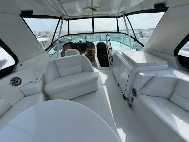 Slide: The Image of Carver 570 Voyager Pilothouse 2002 - 37