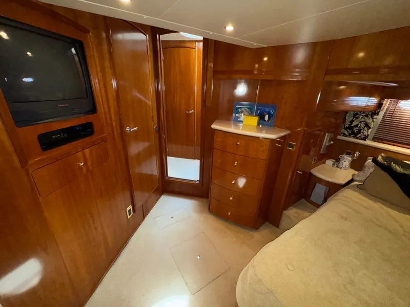 Slide: The Image of Carver Yachts 570 Voyager Pilothouse 2002 - 24