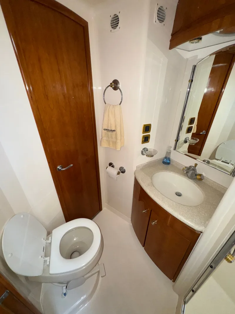 Slide: The Image of Carver Yachts 570 Voyager Pilothouse 2002 - 31