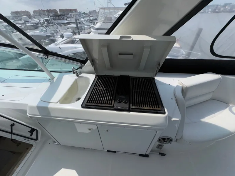 Slide: The Image of Carver Yachts 570 Voyager Pilothouse 2002 - 41