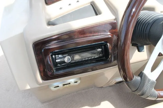 Slide: The Image of Bennington 2250 GSR 2013 - 12