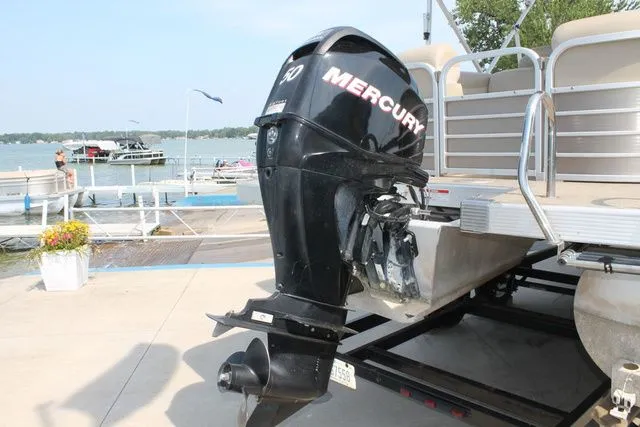 Slide: The Image of Bennington 2250 GSR 2013 - 5