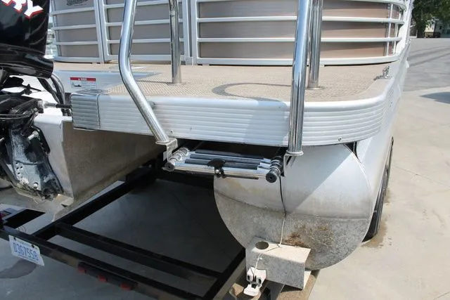 Slide: The Image of Bennington 2250 GSR 2013 - 6