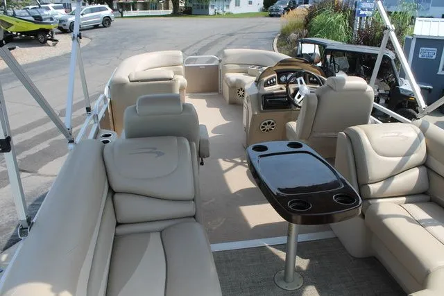 Slide: The Image of Bennington 2250 GSR 2013 - 9