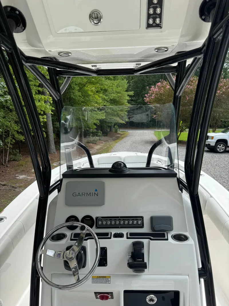 Slide: The Image of Sea Fox 248 Commander 2020 - 18