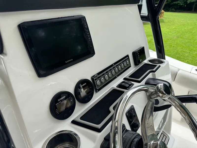 Slide: The Image of Sea Fox 248 Commander 2020 - 20