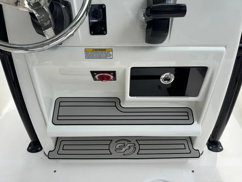 Slide: The Image of Sea Fox 248 Commander 2020 - 24