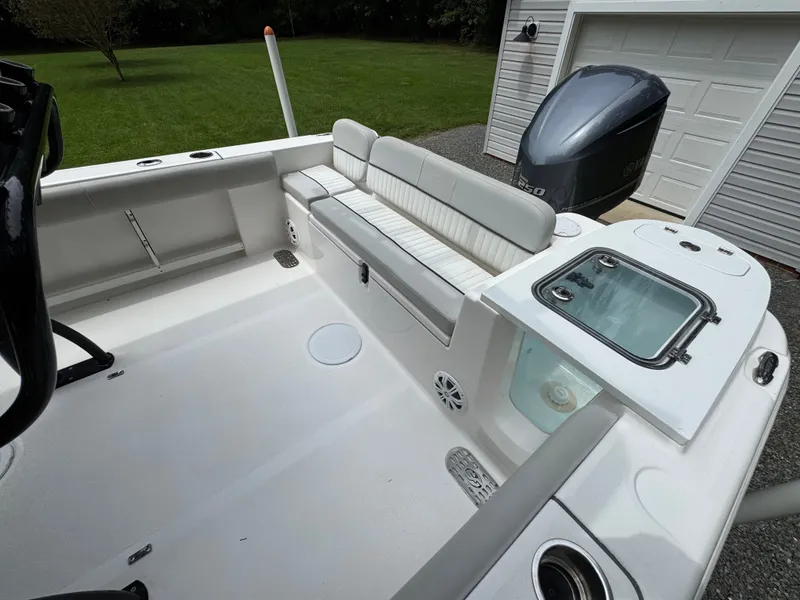 Slide: The Image of Sea Fox 248 Commander 2020 - 26