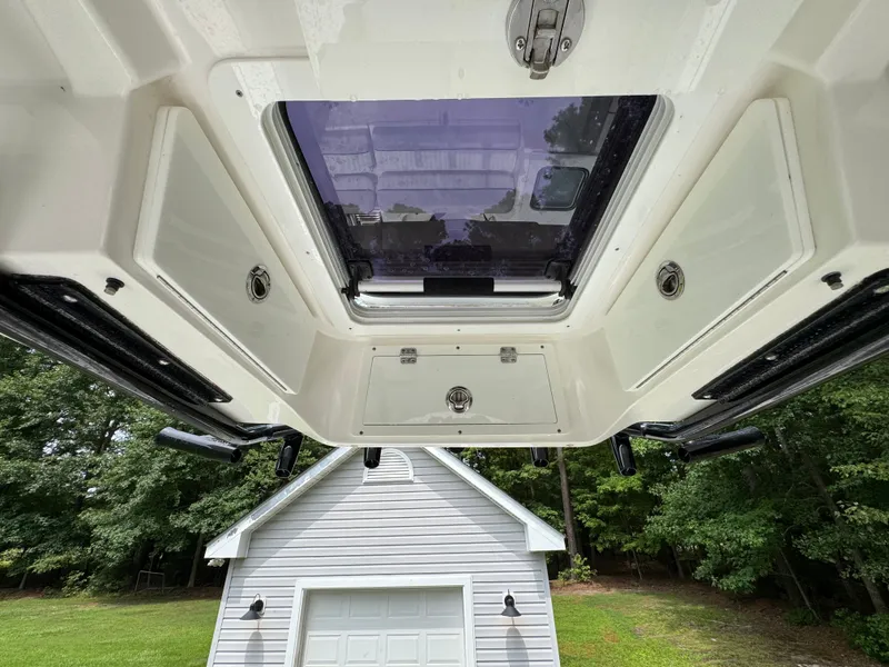 Slide: The Image of Sea Fox 248 Commander 2020 - 32