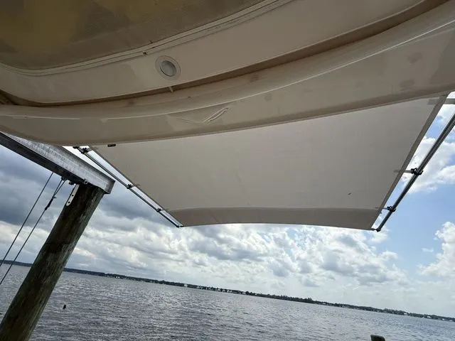 Slide: The Image of Grady-White Freedom 235 2024 - 12