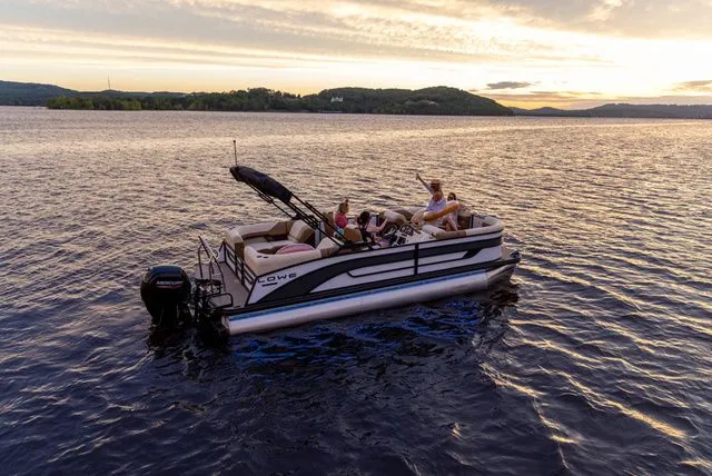 The Image of Lowe SS 230 WT 2026 - 1