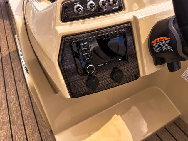 Slide: The Image of Lowe SS 230 WT 2026 - 13