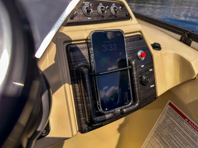 Slide: The Image of Lowe SS 230 WT 2026 - 15