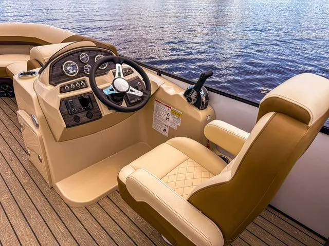 Slide: The Image of Lowe SS 230 WT 2026 - 7