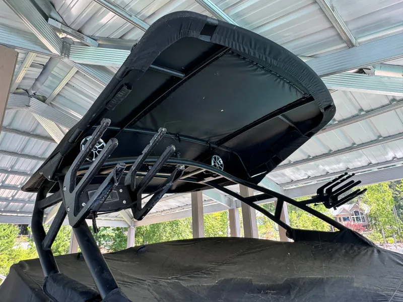 Slide: The Image of Yamaha 255X 2024 - 8