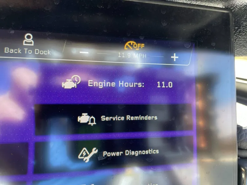 Slide: The Image of Nautique Super Air Nautique S23 2025 - 15