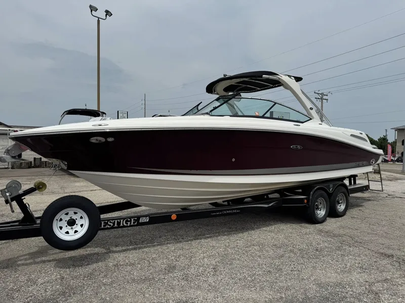 Slide: The Image of Sea Ray 270 SLX 2011 - 17