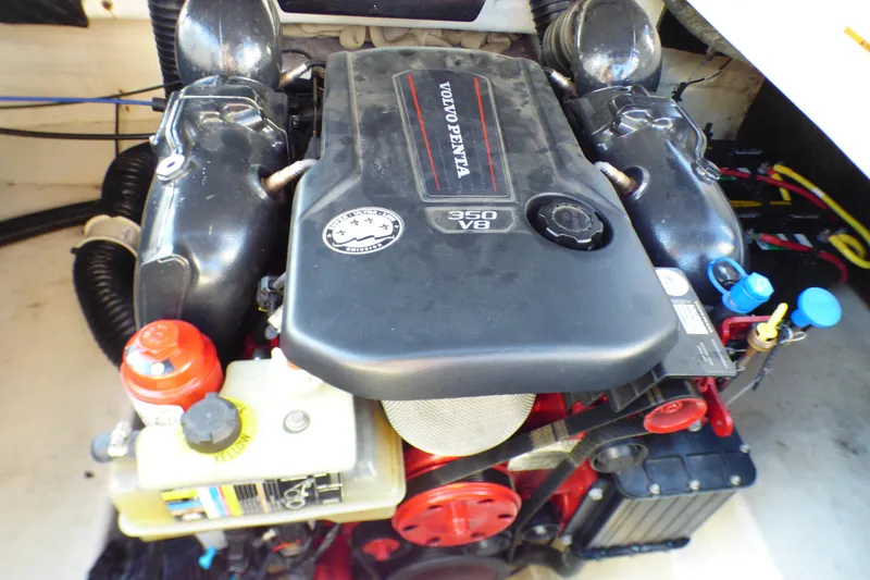 Slide: The Image of Volvo Penta 350 V8 engine in 2018 Chaparral 267 SSX boat. - 23