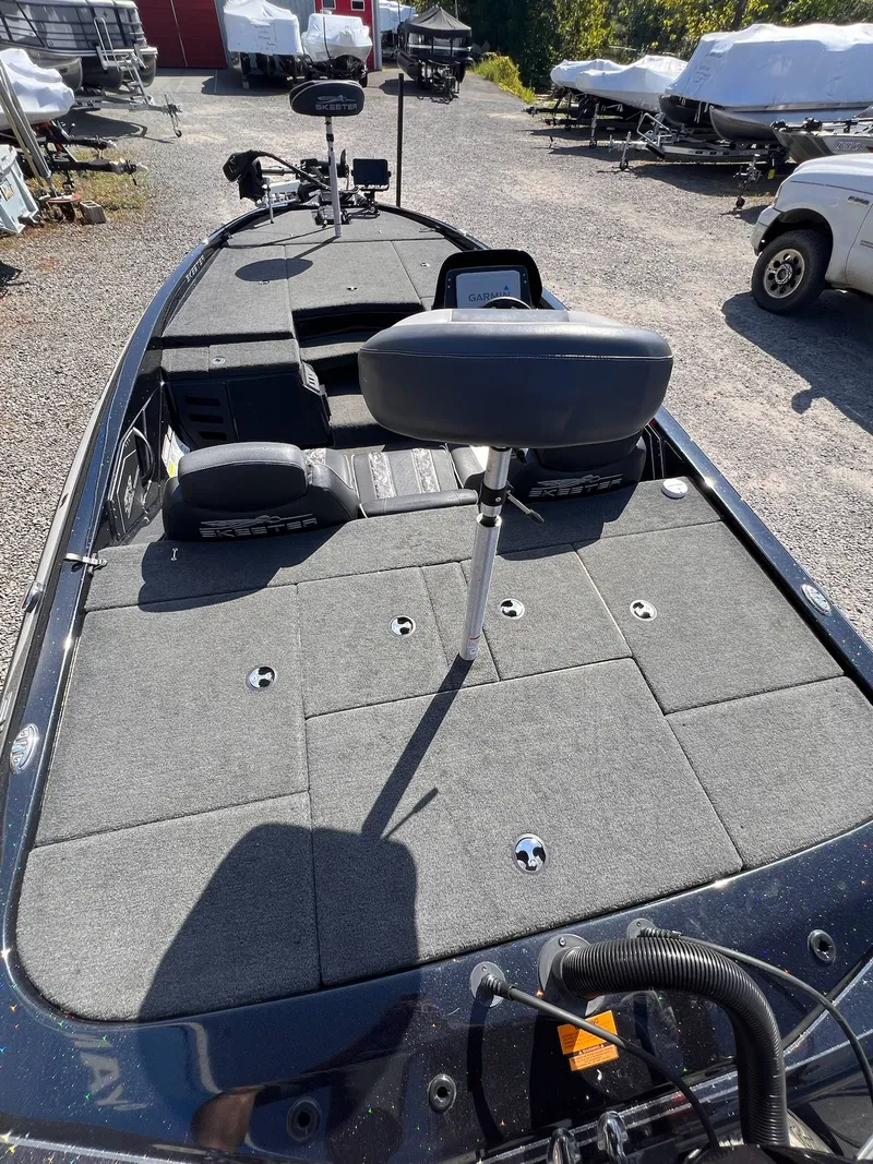 Slide: The Image of Skeeter ZX200 2019 - 35