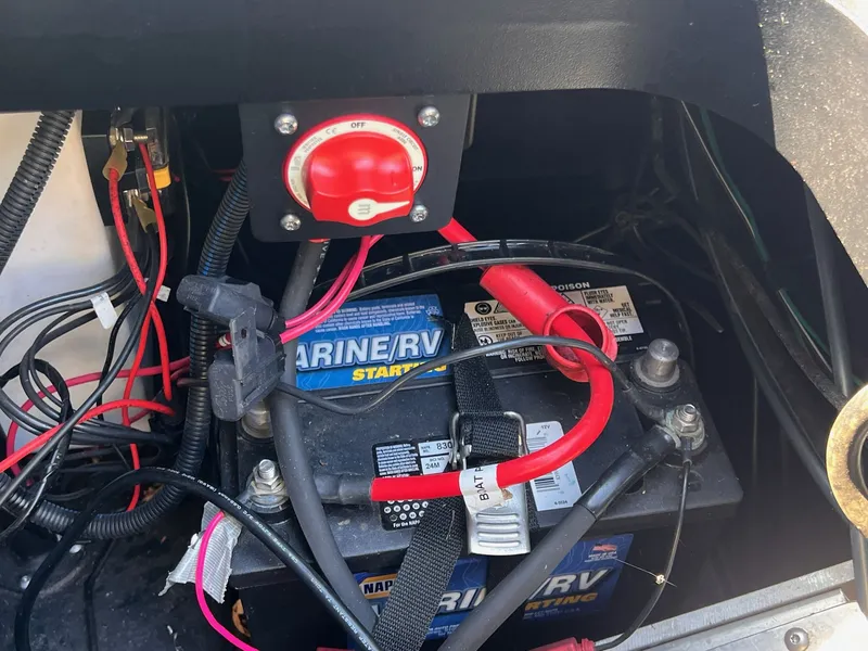 Slide: The Image of Skeeter ZX200 2019 - 36