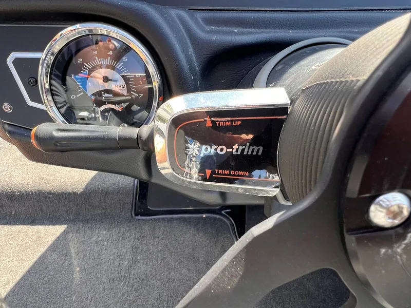 Slide: The Image of Skeeter ZX200 2019 - 39