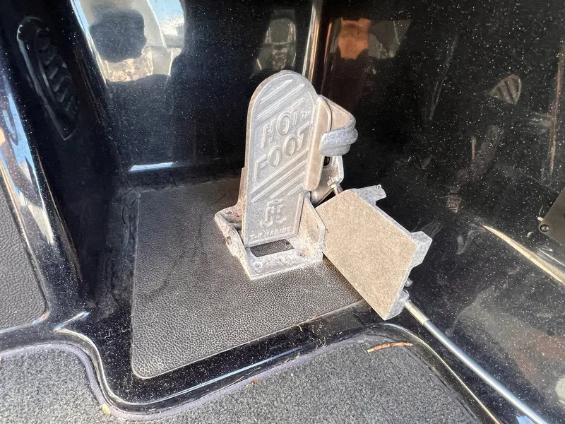 Slide: The Image of Skeeter ZX200 2019 - 4