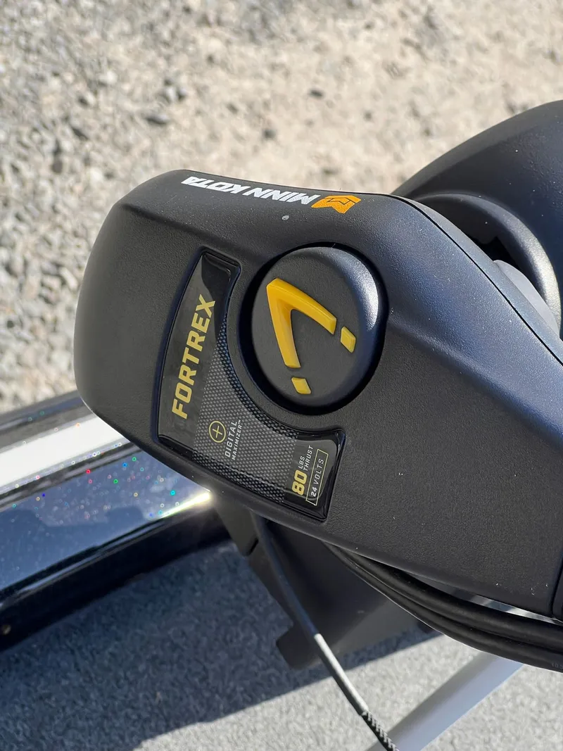 Slide: The Image of Skeeter ZX200 2019 - 48