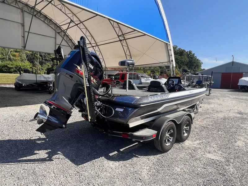 Slide: The Image of Skeeter ZX200 2019 - 50