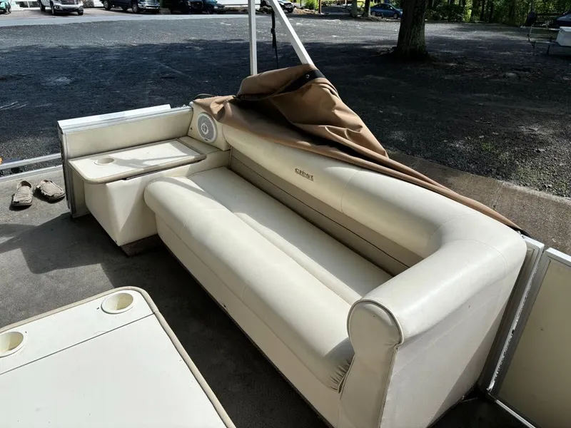 Slide: The Image of Crest Crest II 2000 - 9