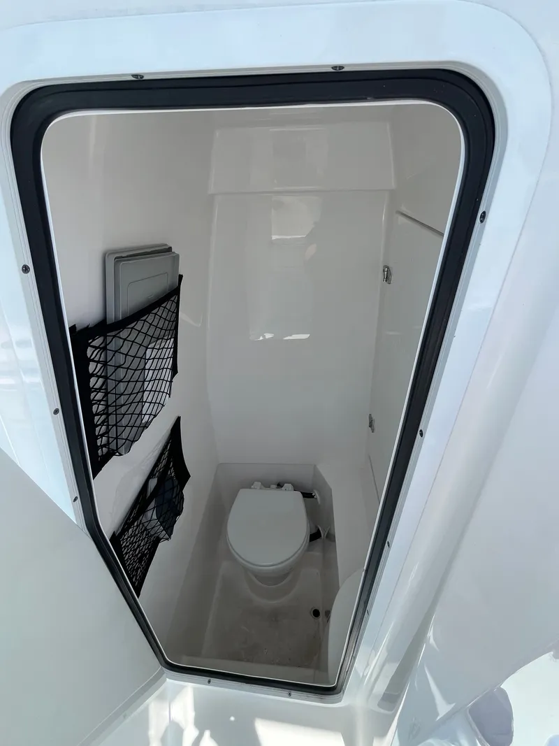 Slide: The Image of 2025 Contender 25T~Legasea Marine - 14