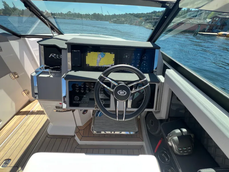 Slide: The Image of Cobalt R33 Surf 2025 - 13