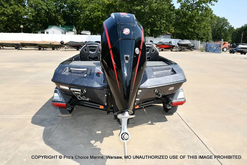 Slide: The Image of Ranger Z520 2026 - 25