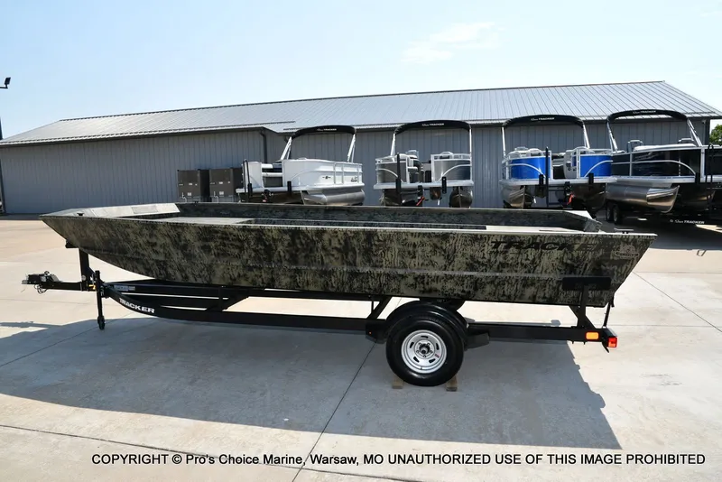 Slide: The Image of Tracker Grizzly 2072 Jon 2026 - 13