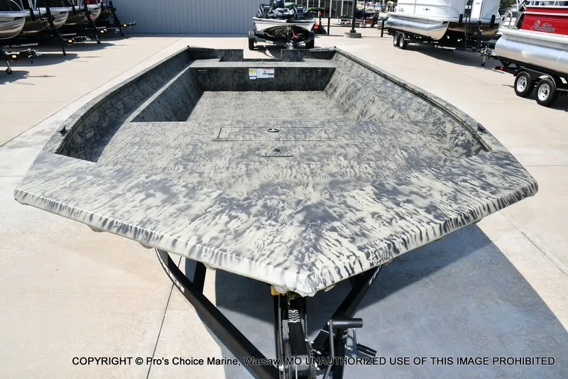 Slide: The Image of Tracker Grizzly 2072 Jon 2026 - 17