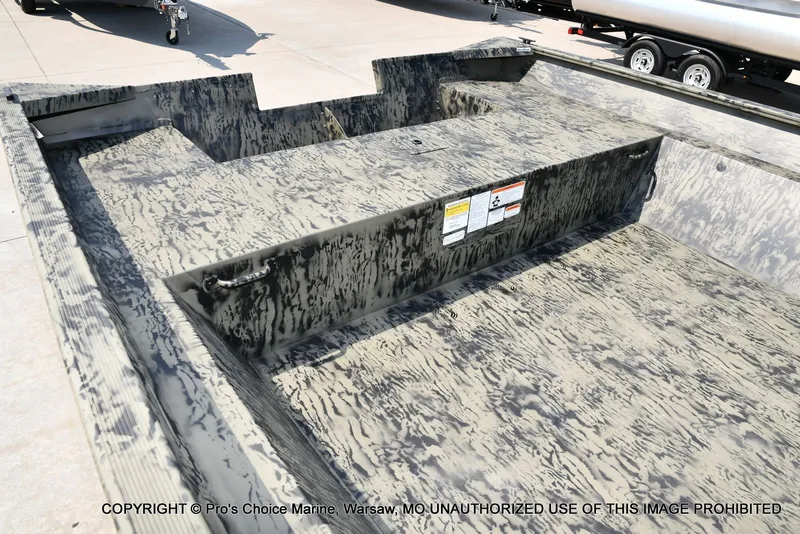 Slide: The Image of Tracker Grizzly 2072 Jon 2026 - 19