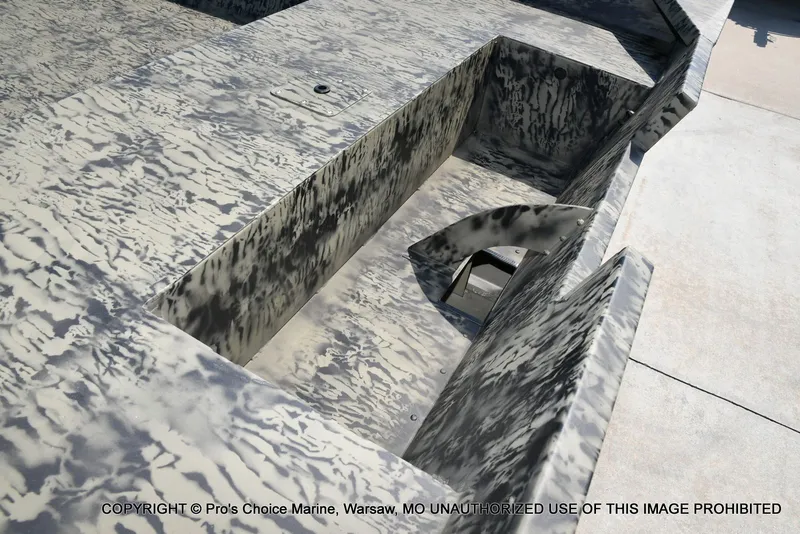 Slide: The Image of Tracker Grizzly 2072 Jon 2026 - 22