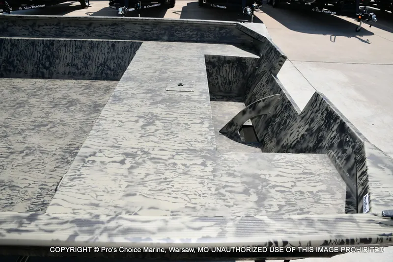 Slide: The Image of Tracker Grizzly 2072 Jon 2026 - 23